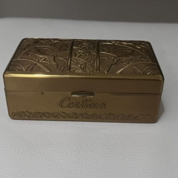 ART DECO CERTINA GOLD TONED VINTAGE JEWELRY WATCH CASE ETCHED ANTLOPE DESIGN - Picture 3 of 12